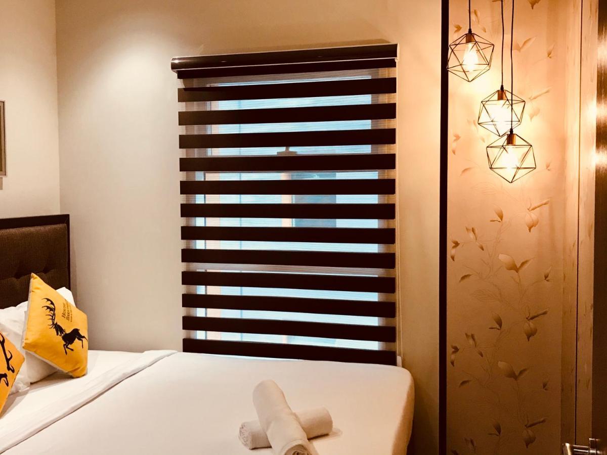 Sky Suites Klcc By Luna Kuala Lumpur Eksteriør billede