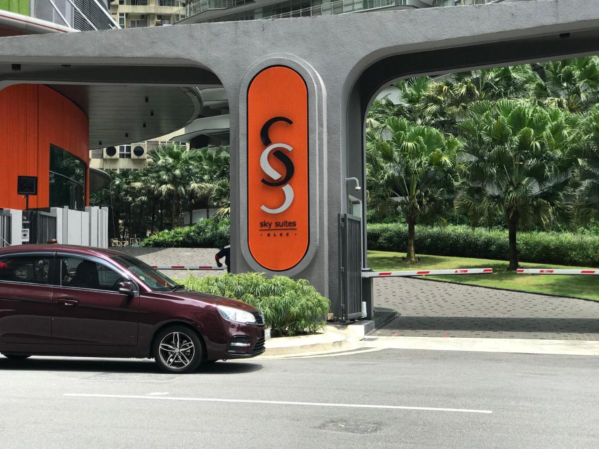Sky Suites Klcc By Luna Kuala Lumpur Eksteriør billede