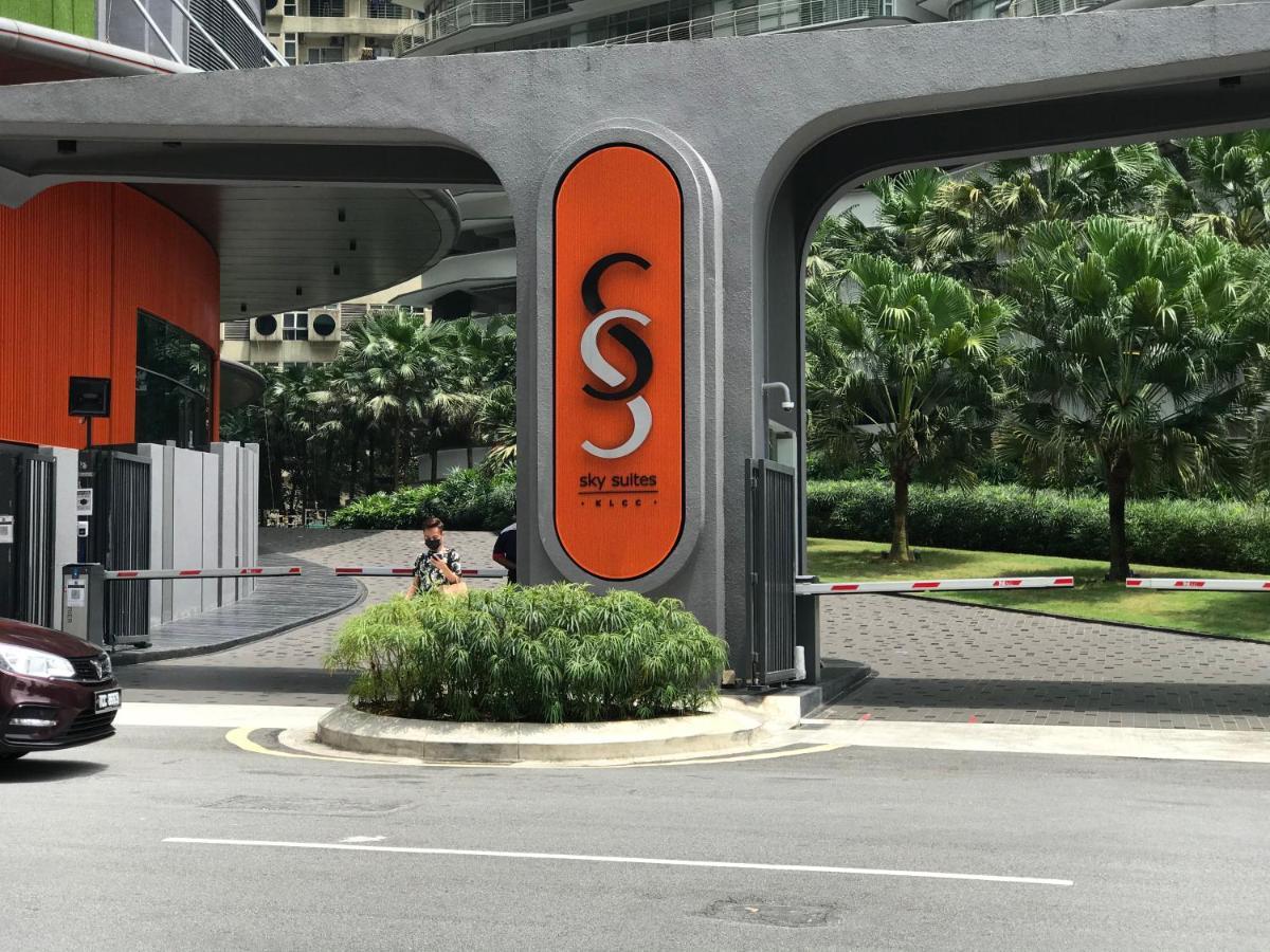 Sky Suites Klcc By Luna Kuala Lumpur Eksteriør billede