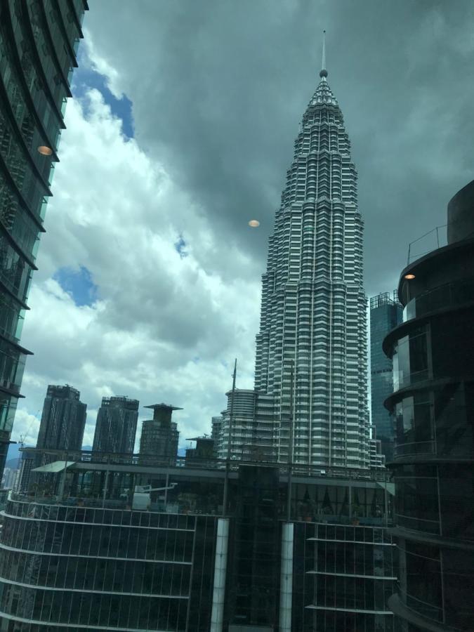 Sky Suites Klcc By Luna Kuala Lumpur Eksteriør billede